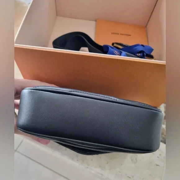 Louis Vuittton New Wave Multi Pouchette full inclusion - Picture 15 of 16